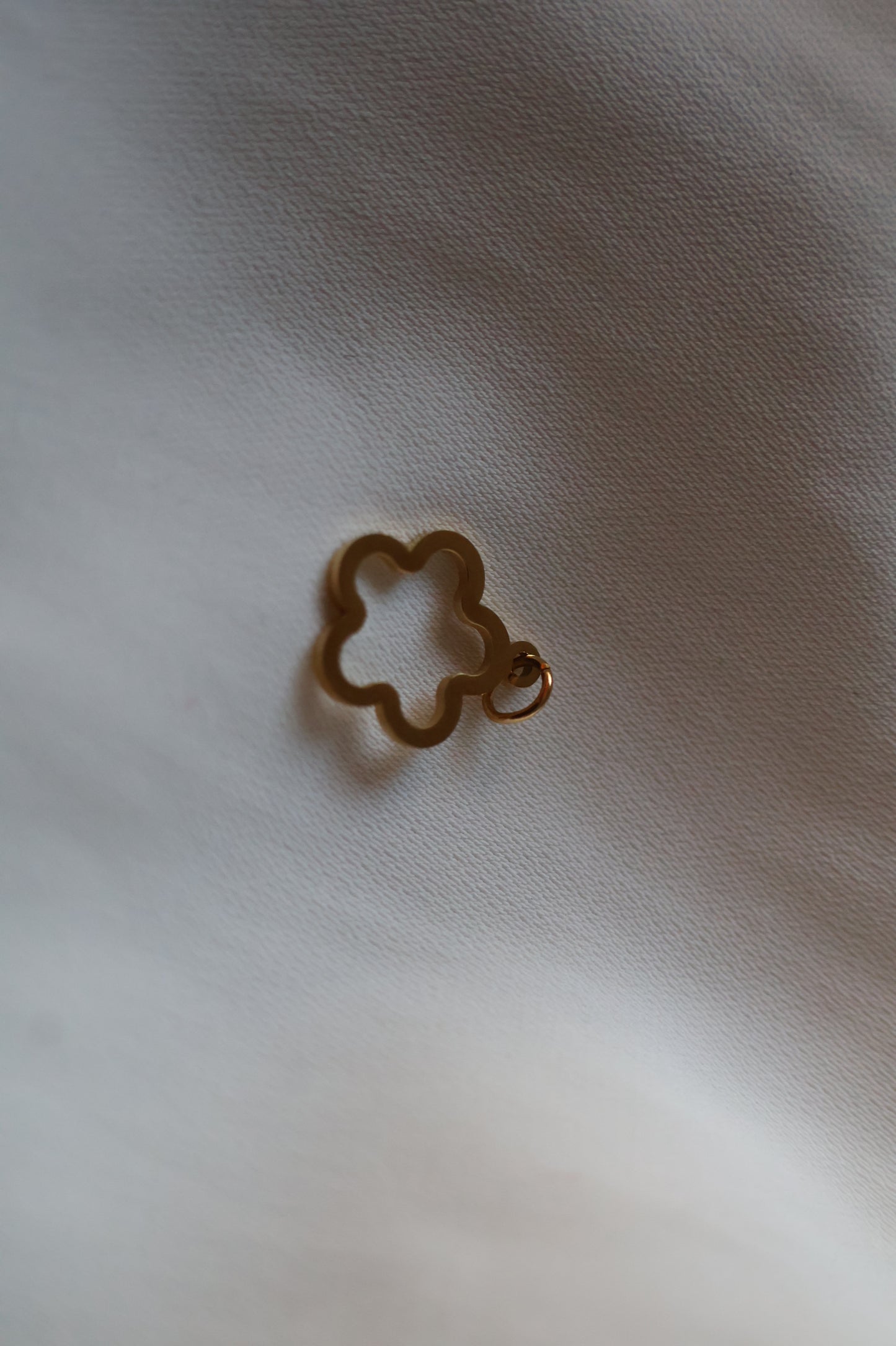 Charms fleur 5