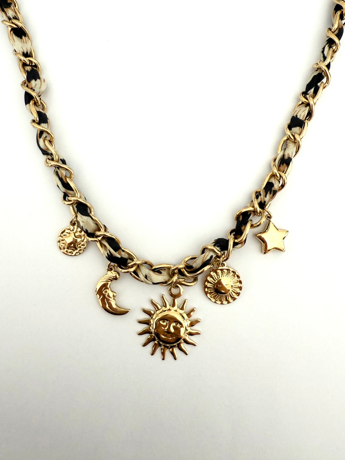Collier Olivia