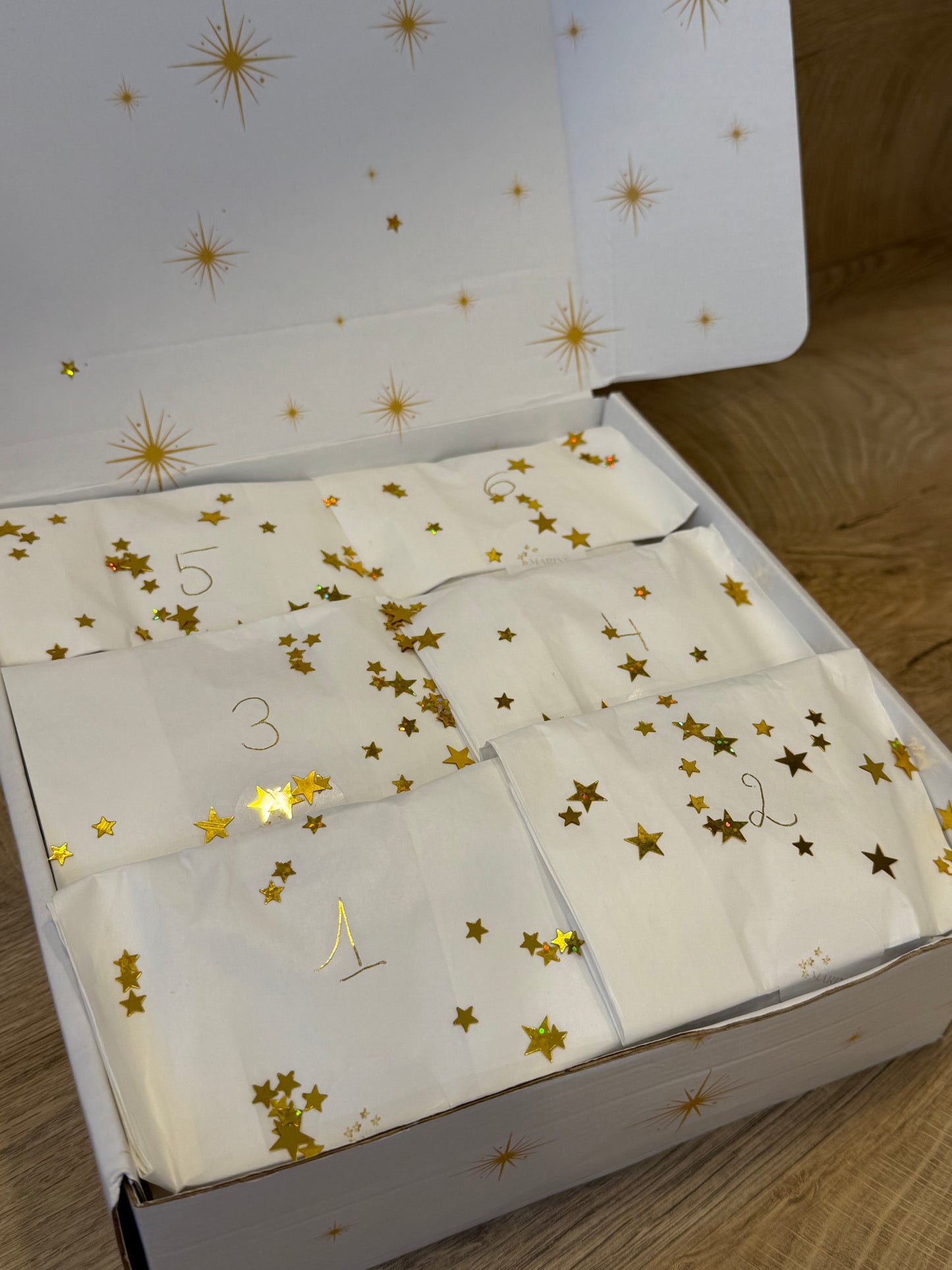 Calendrier de l'avent de chaussettes à paillettes