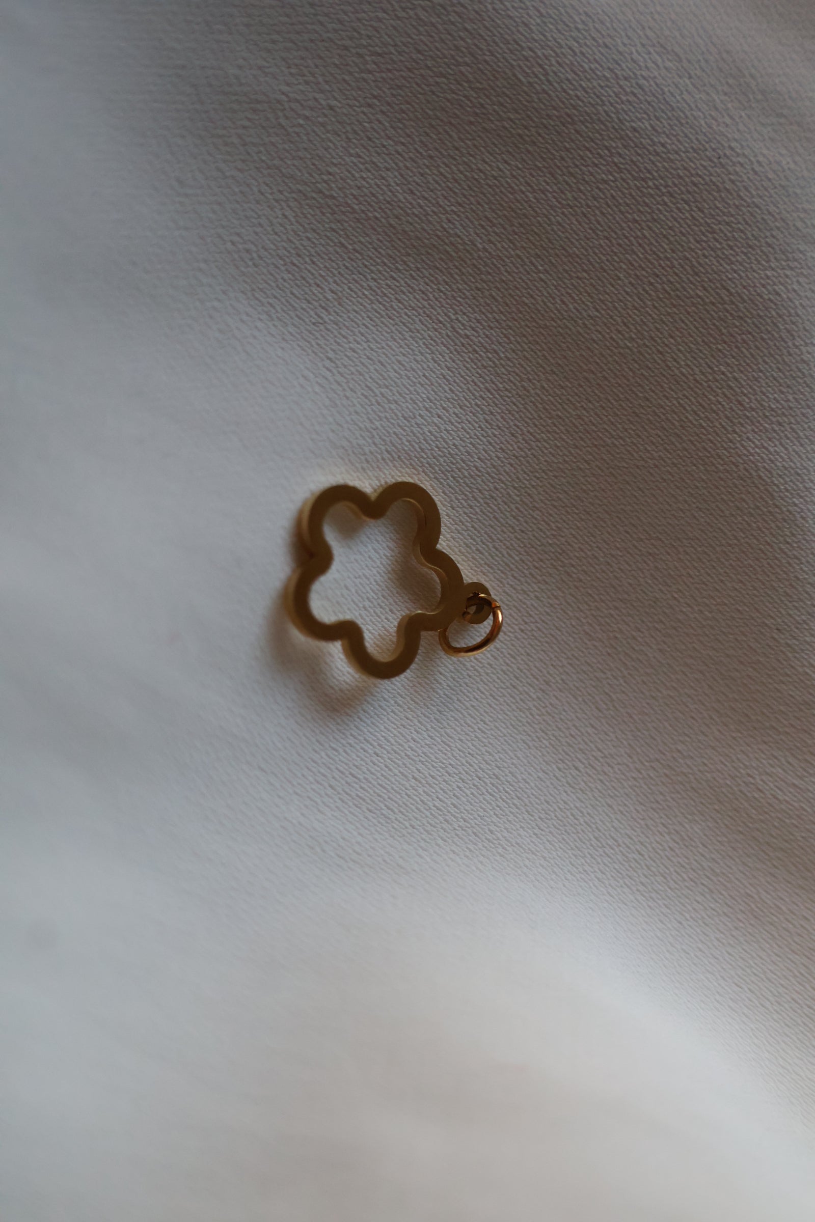 Charms fleur 5