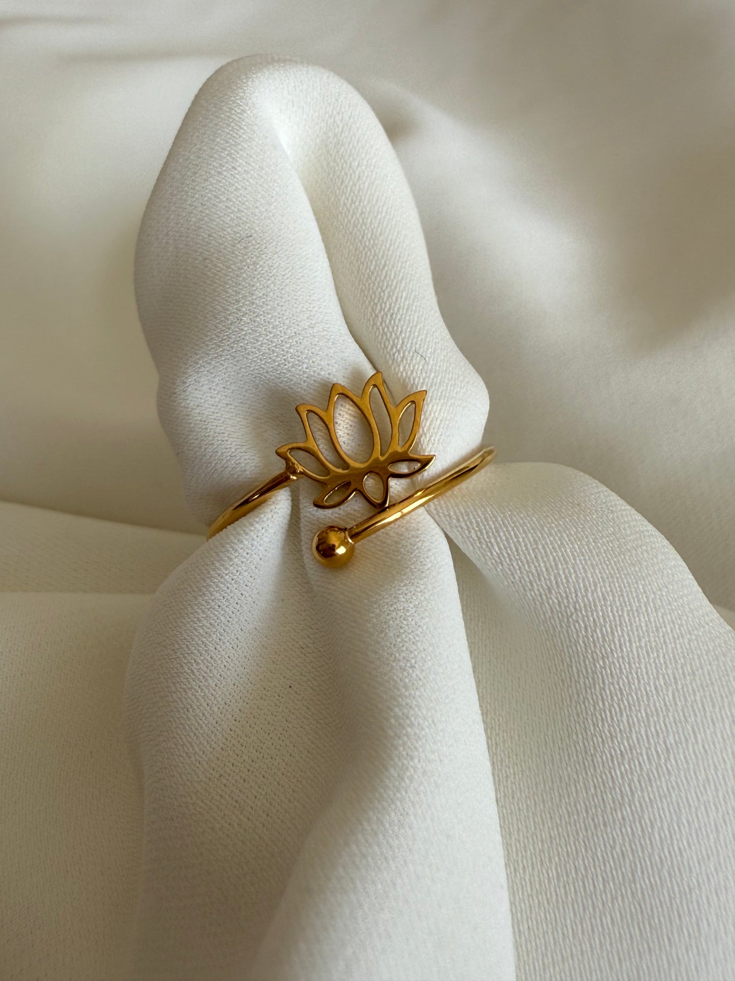 Bague Lotus