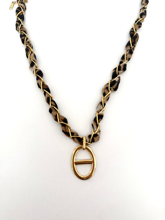 Collier Julia